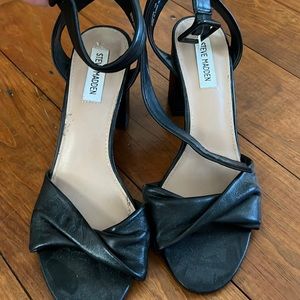Steve Madden chunky heels sz 10